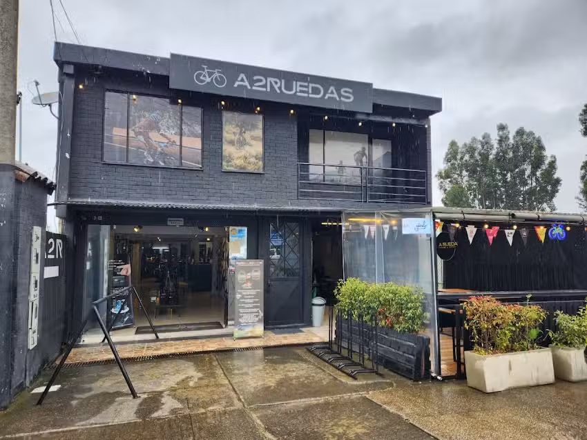 A2RUEDAS CICLISMO & CAF&Eacute; SOP&Oacute;