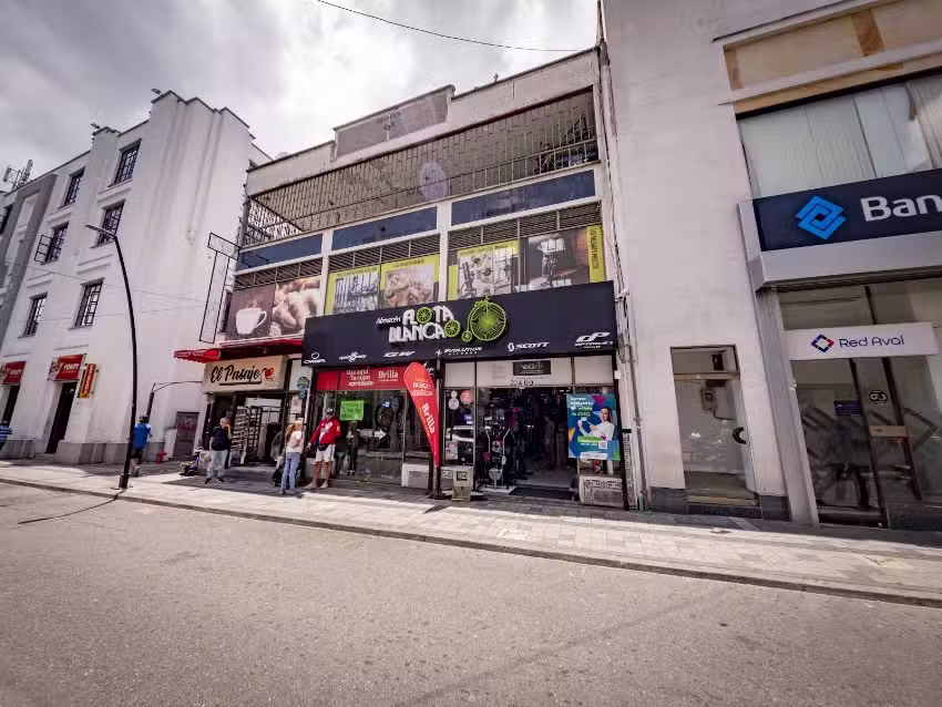 Almac&eacute;n Flota Blanca Sede 1
