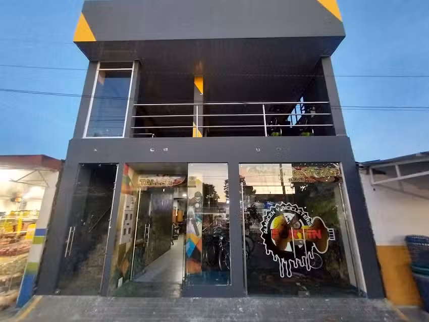 Almacen y bicicletas Fortin
