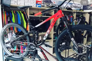 Altiplano Bikes (Tienda de Ciclismo)
