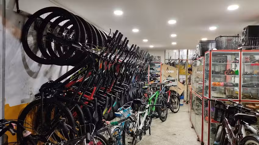 Bicicleter&iacute;a Ciclomonta&ntilde;a S.M.