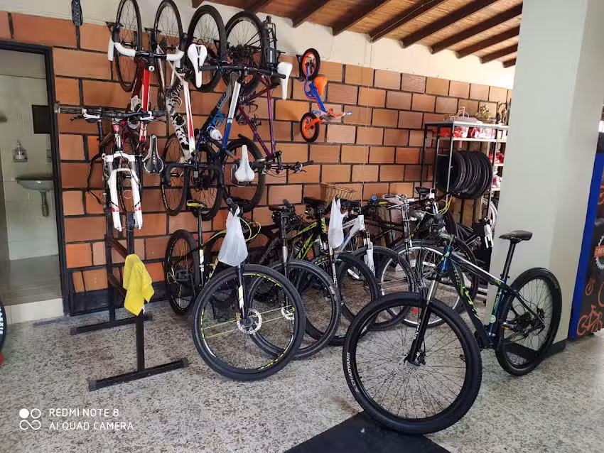 Bicychaval &ndash; Taller de Bicicletas, reparaci&oacute;n y venta de accesorios