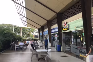Cerritos del Mar Estaci&oacute;n de Comercio P.H