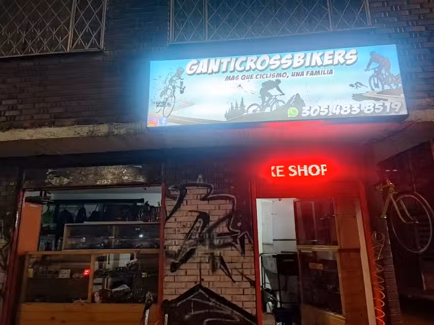 ganticrossBikers