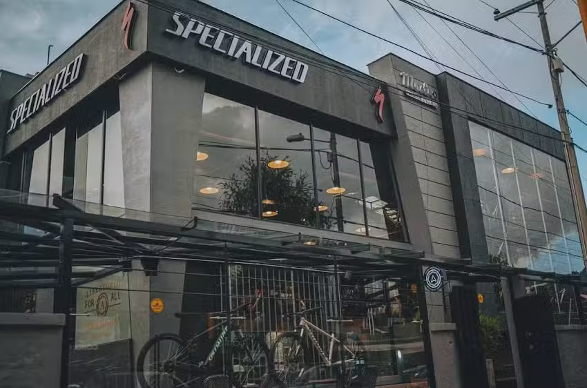 Specialized Bogot&aacute; 122