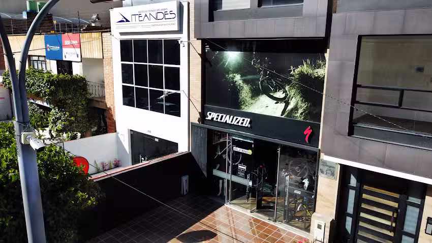 Specialized Tunja &zwj; ️ &zwj; ️
