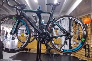 STRONG BIKE SHOP