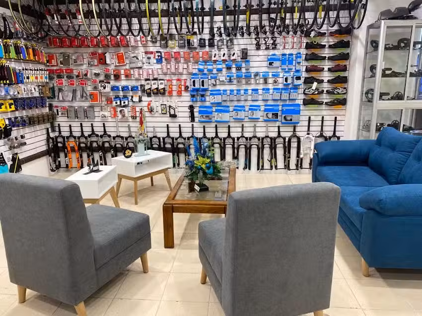 Universal Bikes